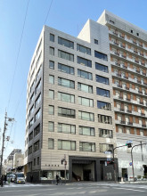 六角長谷ビルの外観