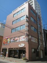 藤栄ビルW棟の外観