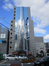 京都エクセルヒューマンビルの外観