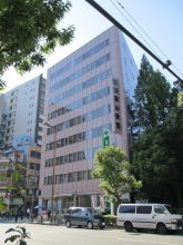 近畿富山会館ビルの外観