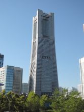 横浜ランドマークタワーの外観