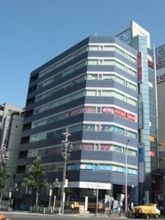 カーニープレイス名古屋金山ビルの外観