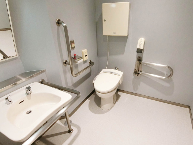 バリアフリートイレ