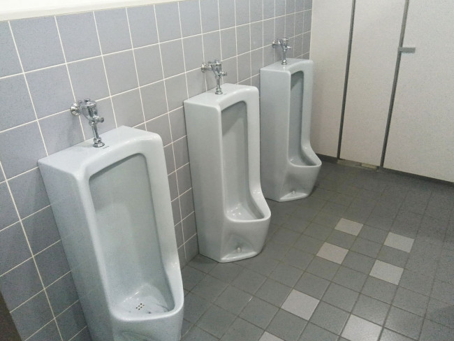 男性用トイレ