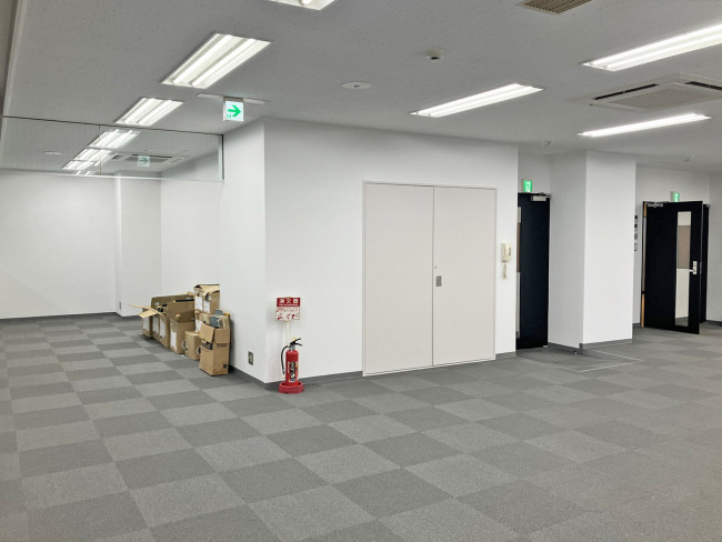 隅の様子