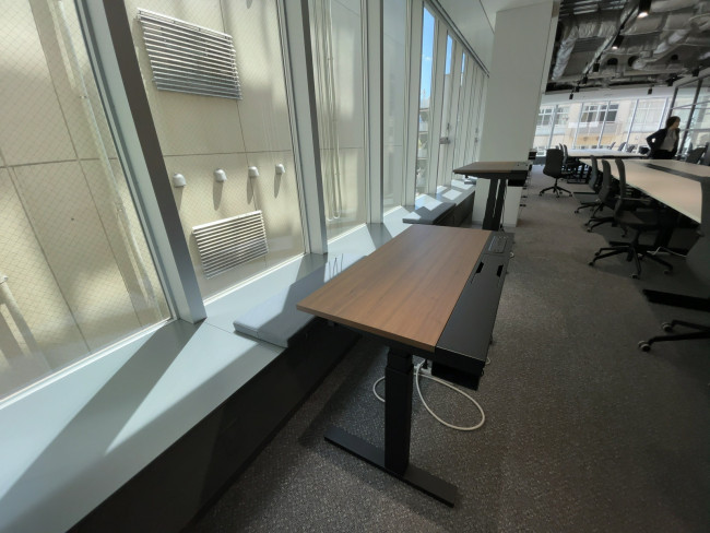 室内デスクの様子