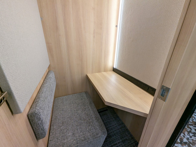 テレカンブース内