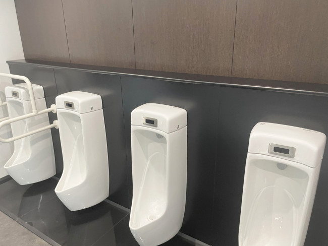 男性用トイレ