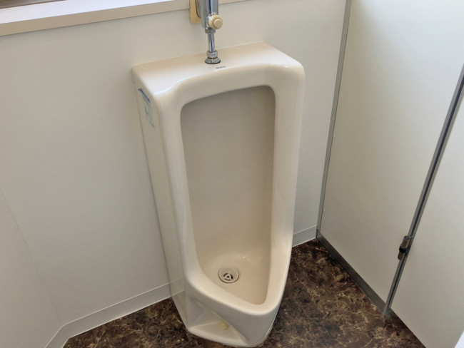 男性用トイレ