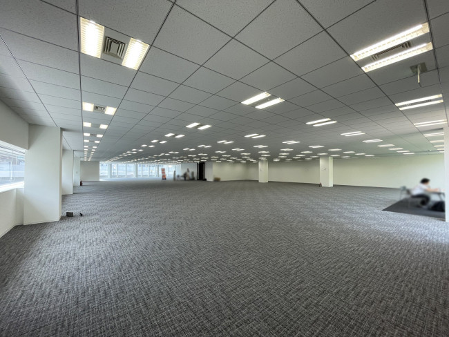 オフィス室内参考画像(3階・約263坪)