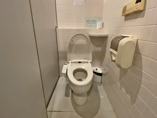 個室トイレ