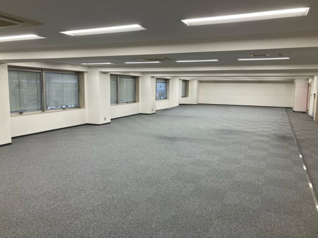 オフィス室内参考画像