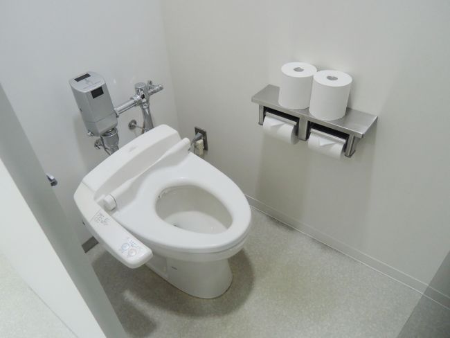 男女別トイレ個室