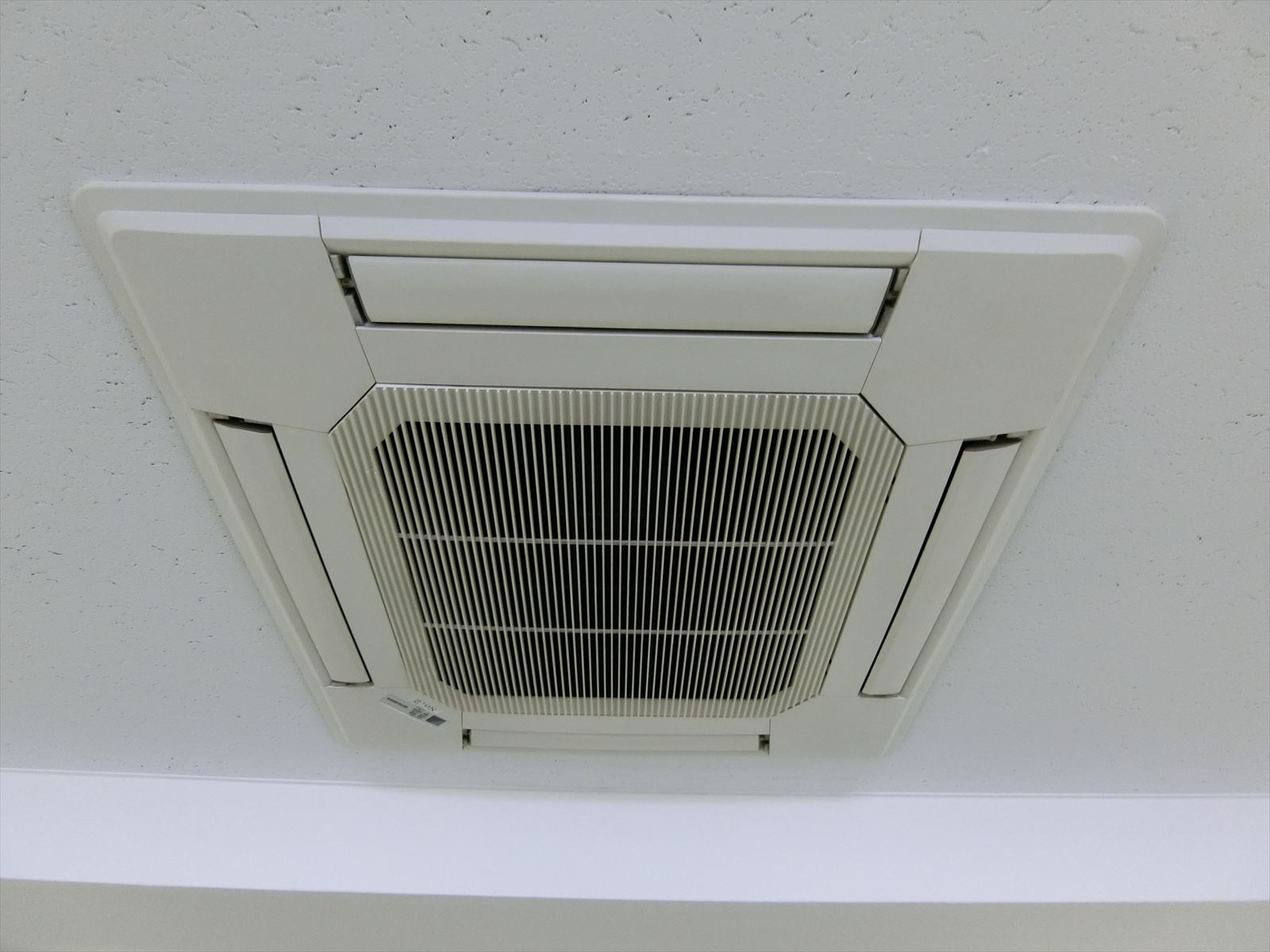 空調吹き出し口