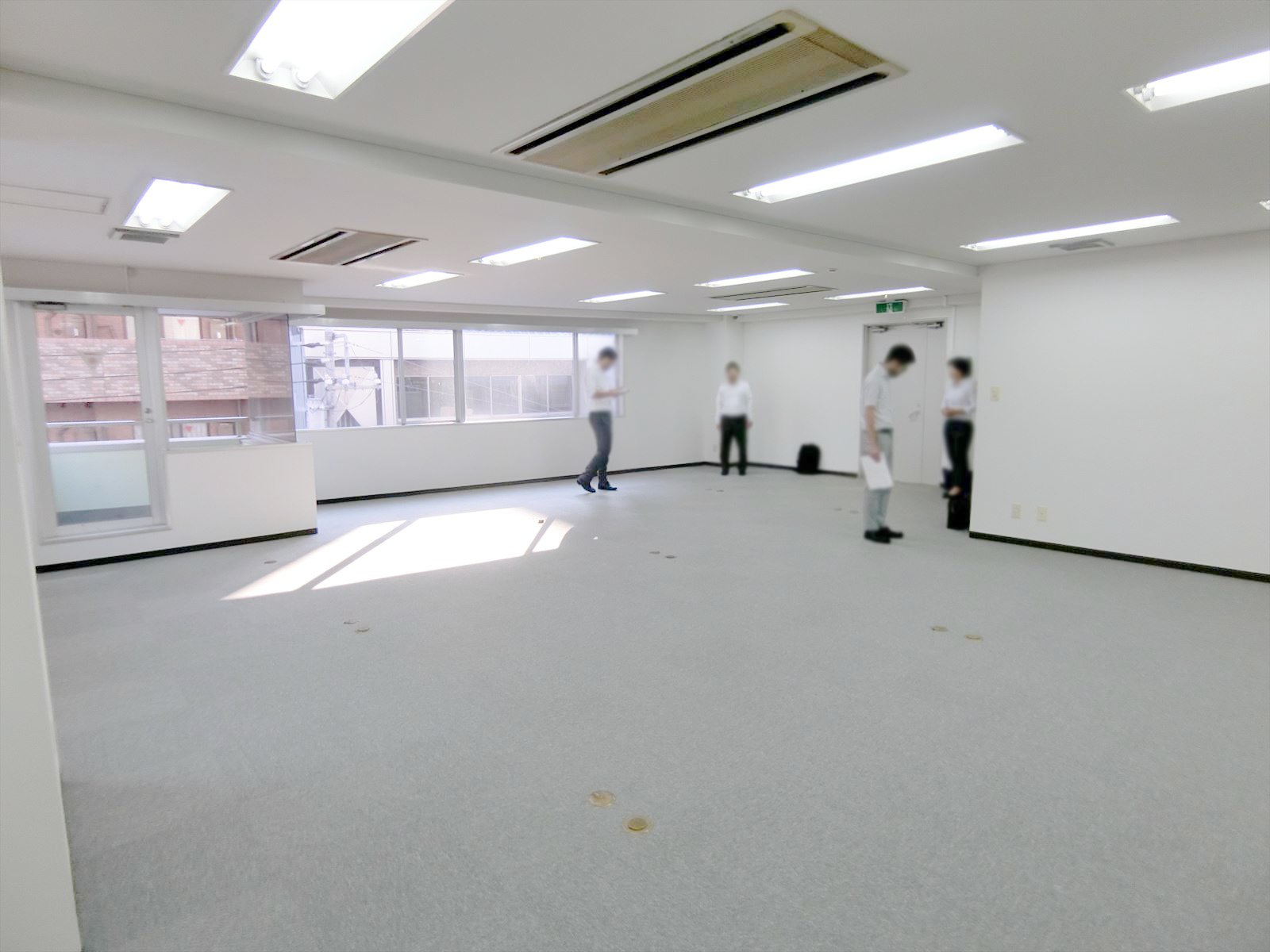 オフィス室内参考画像(4階)