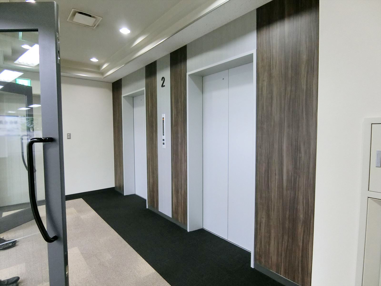 エレベーターホール