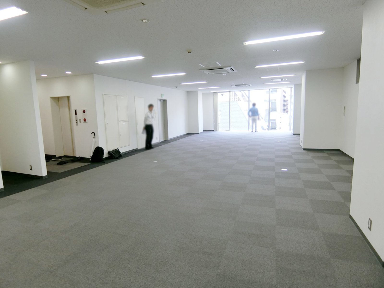オフィス室内参考画像