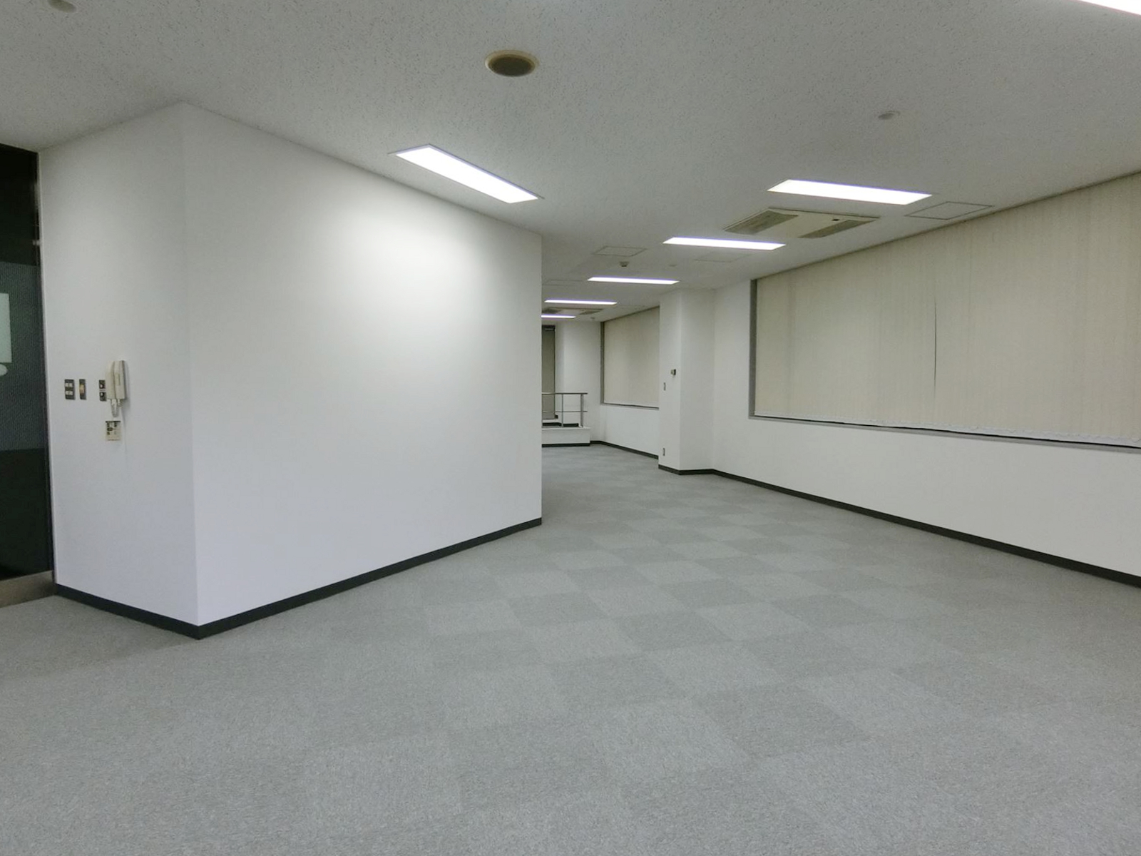 オフィス室内参考画像