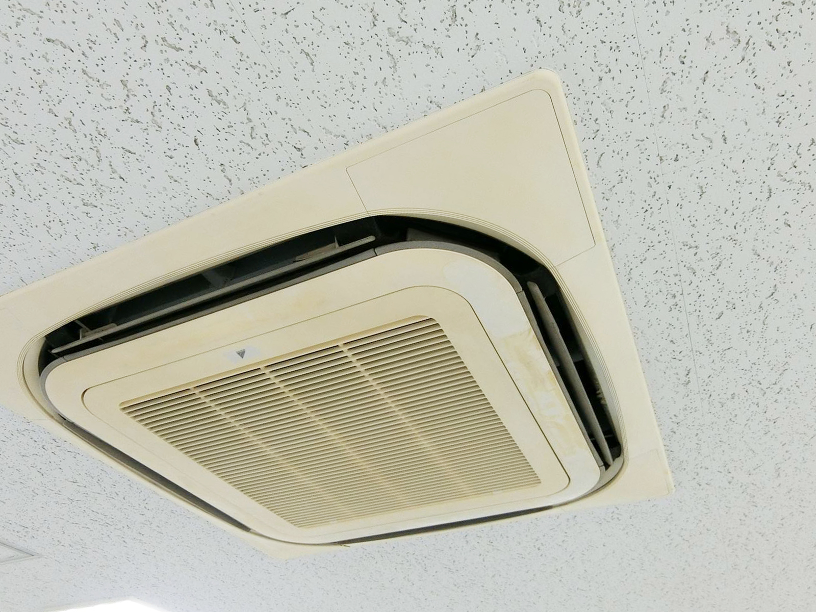 空調