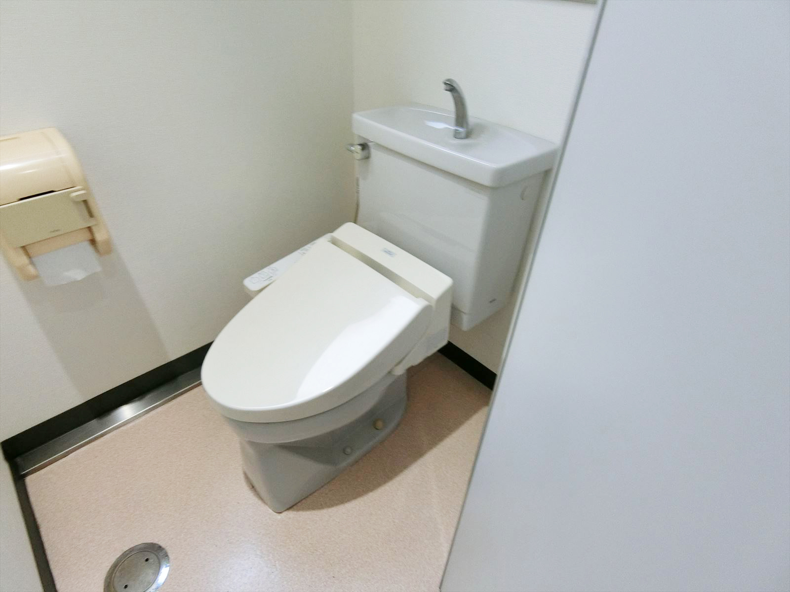 トイレ個室