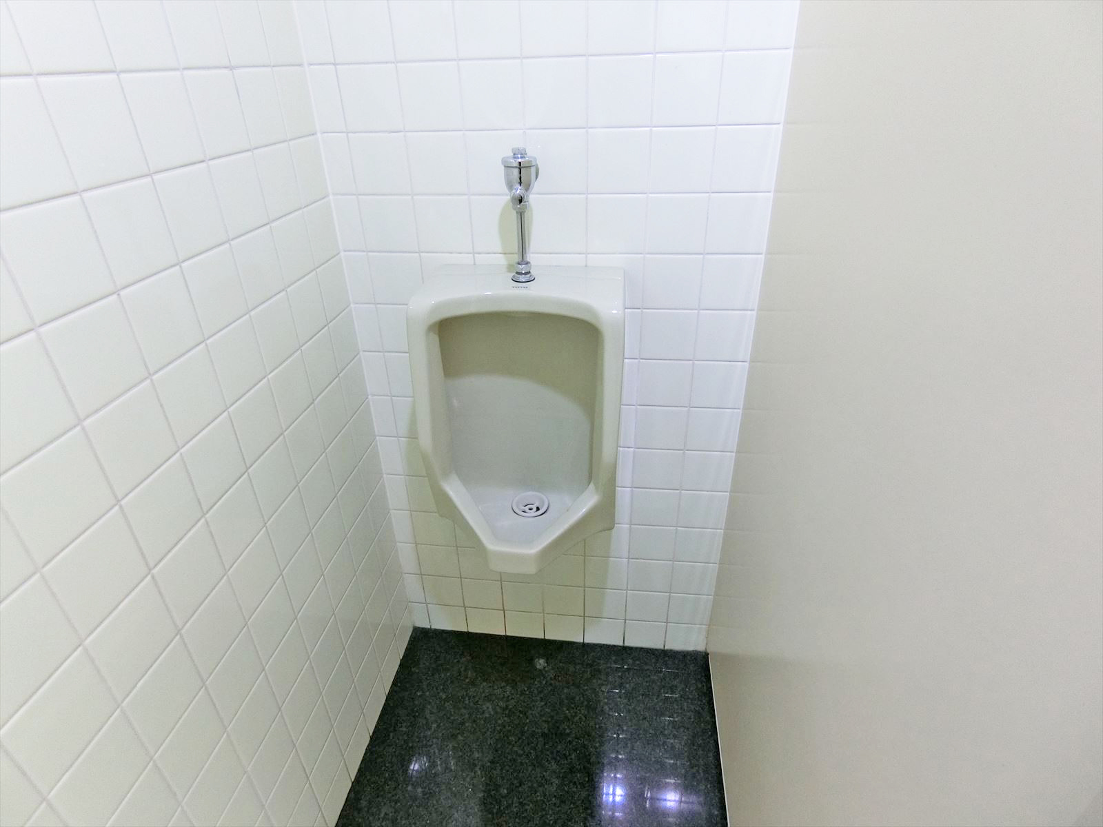 男性用トイレ