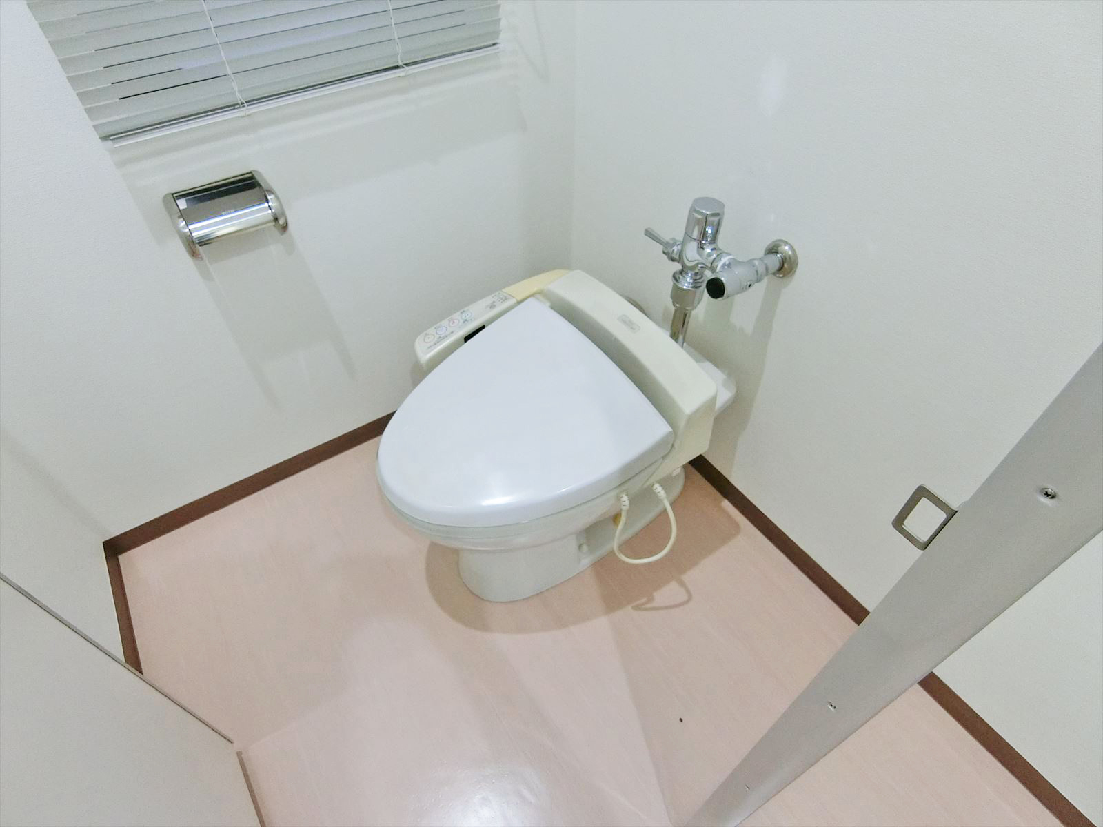 トイレ個室