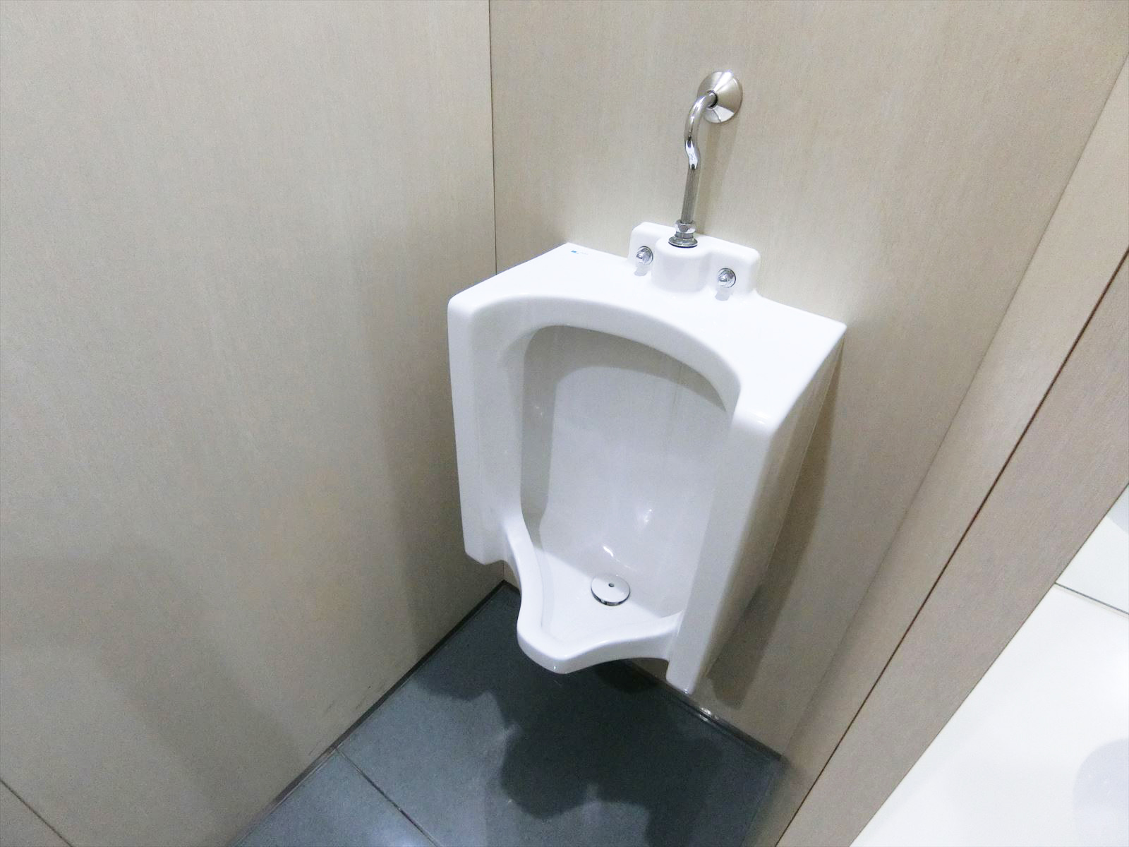 男性用トイレ