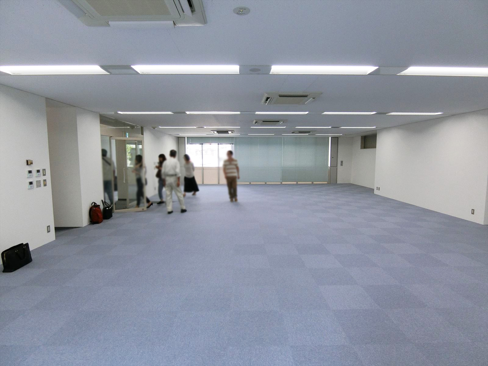 別角度の様子