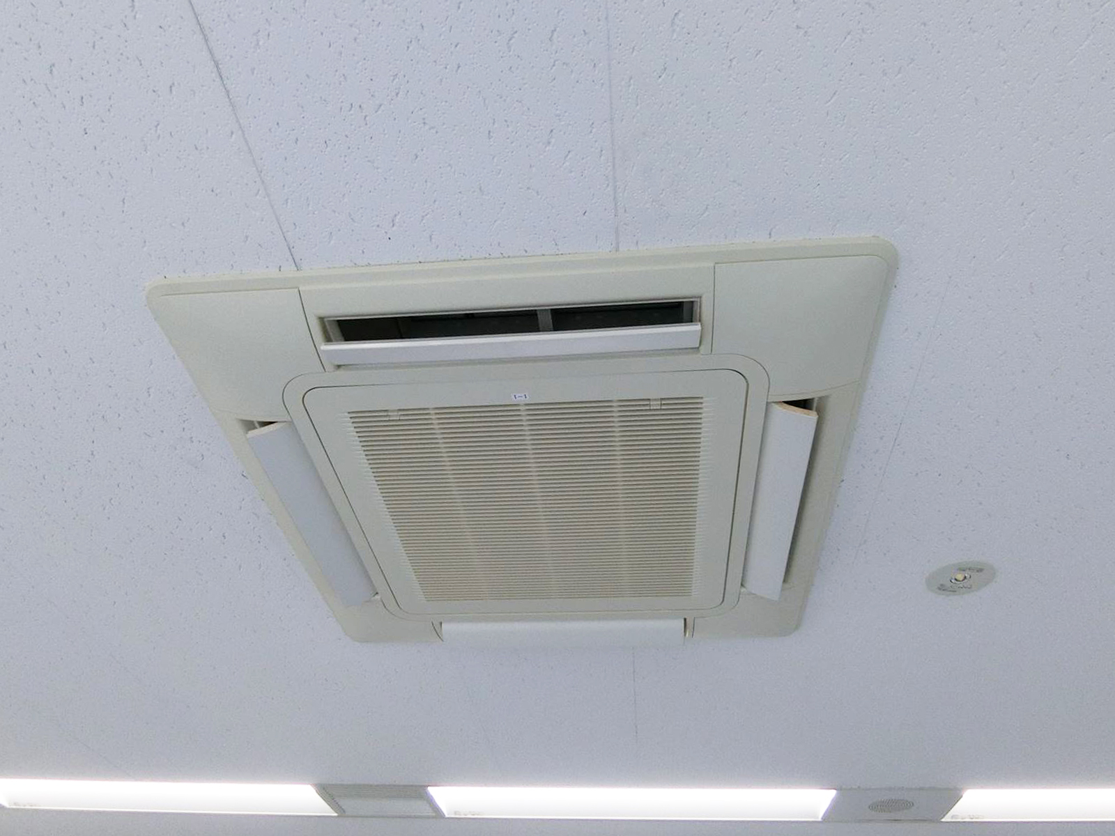 空調