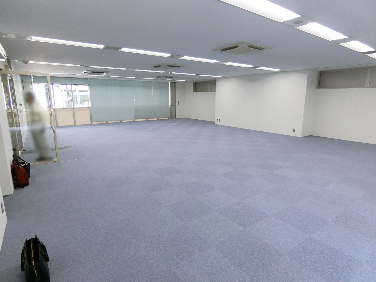 オフィス室内参考画像