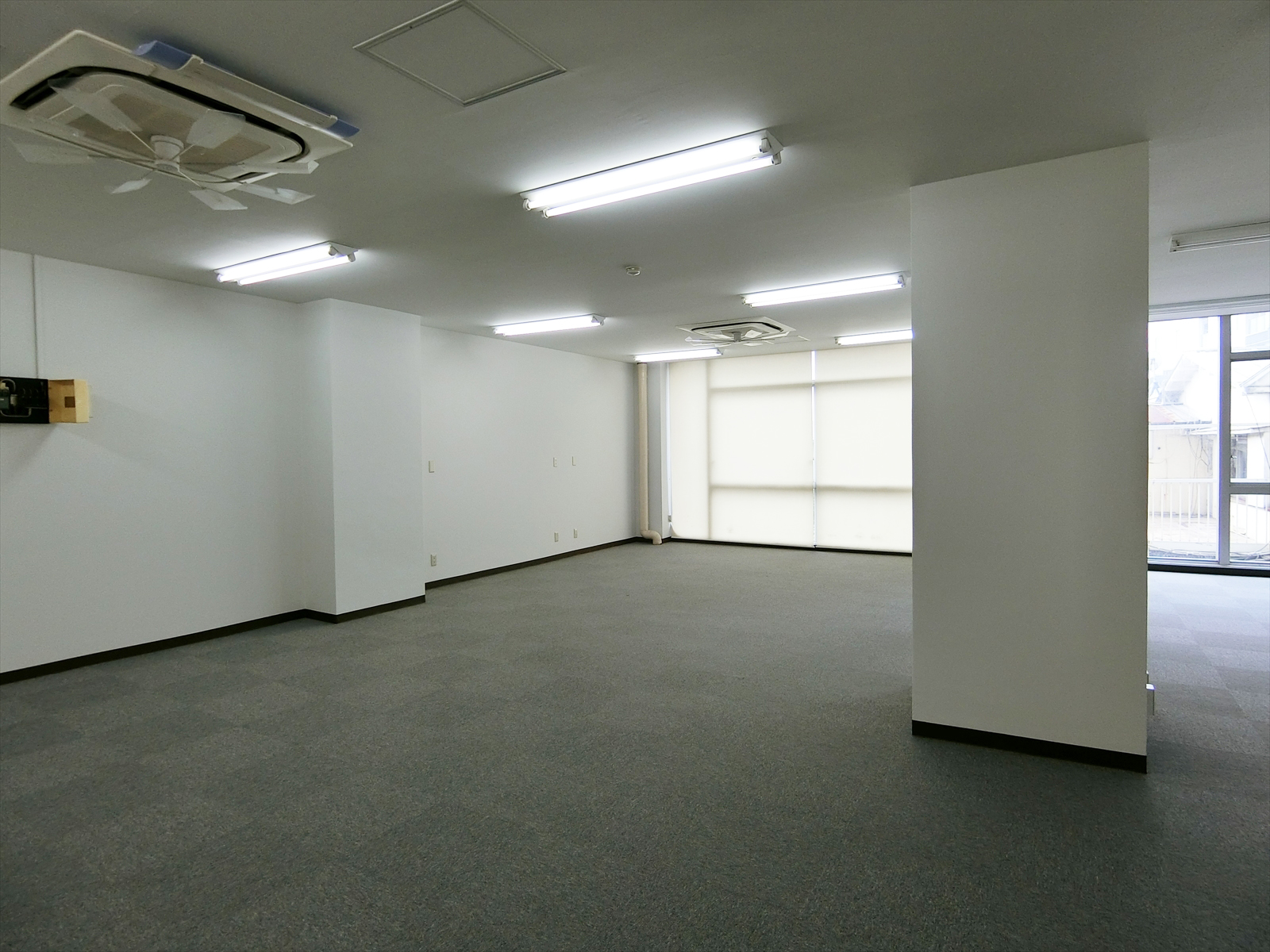 室内の柱
