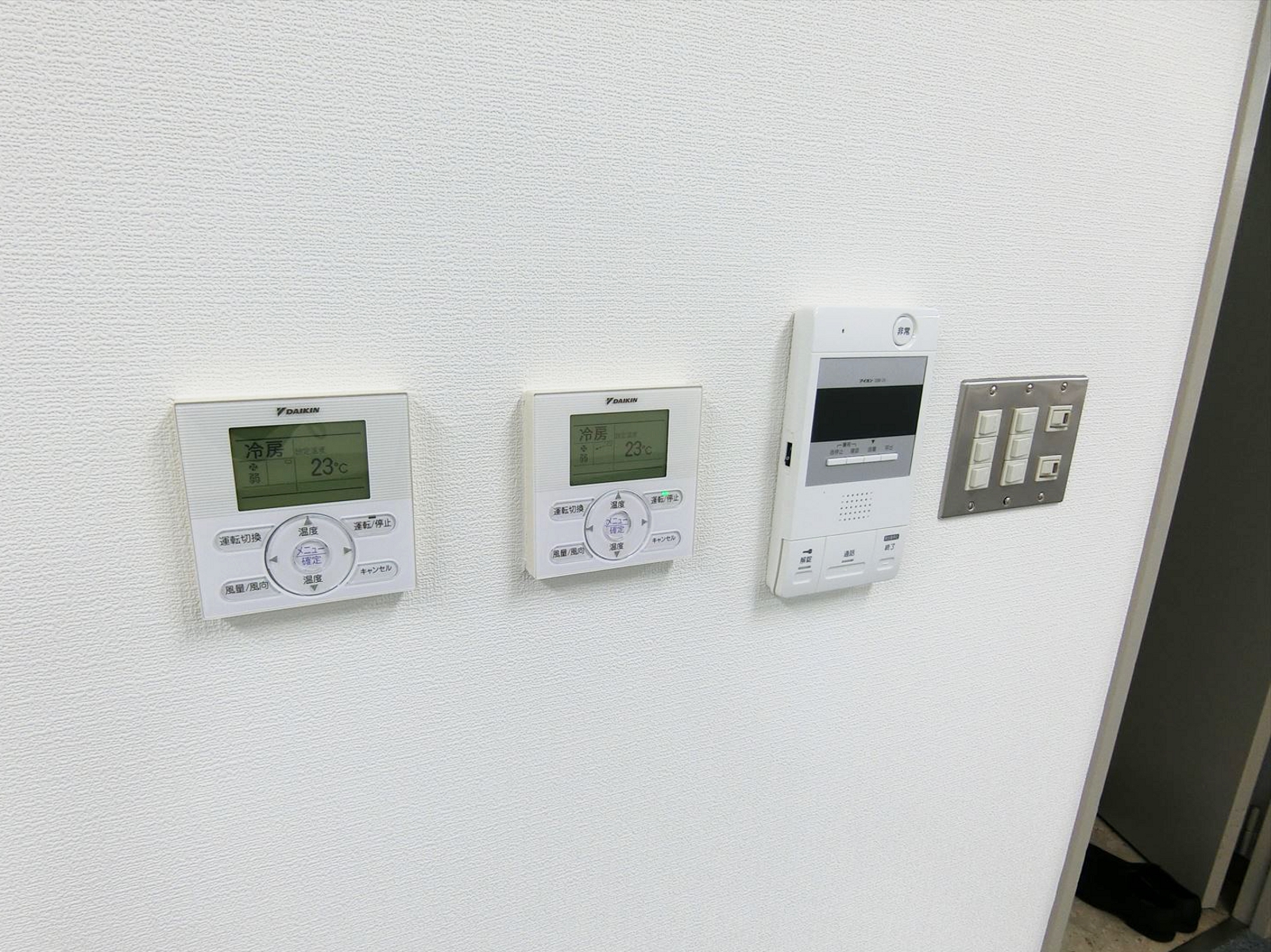 スイッチ類
