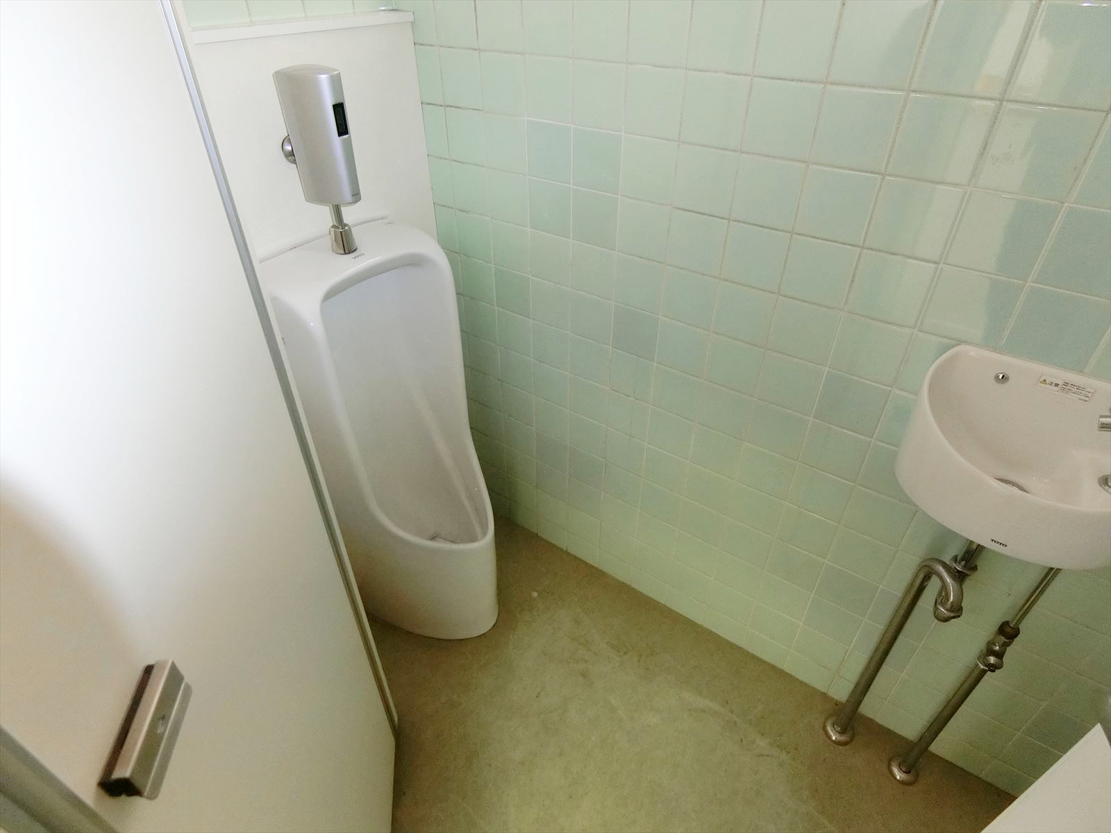 男性用トイレ