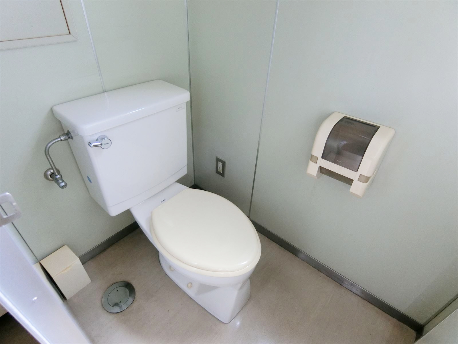 トイレ個室