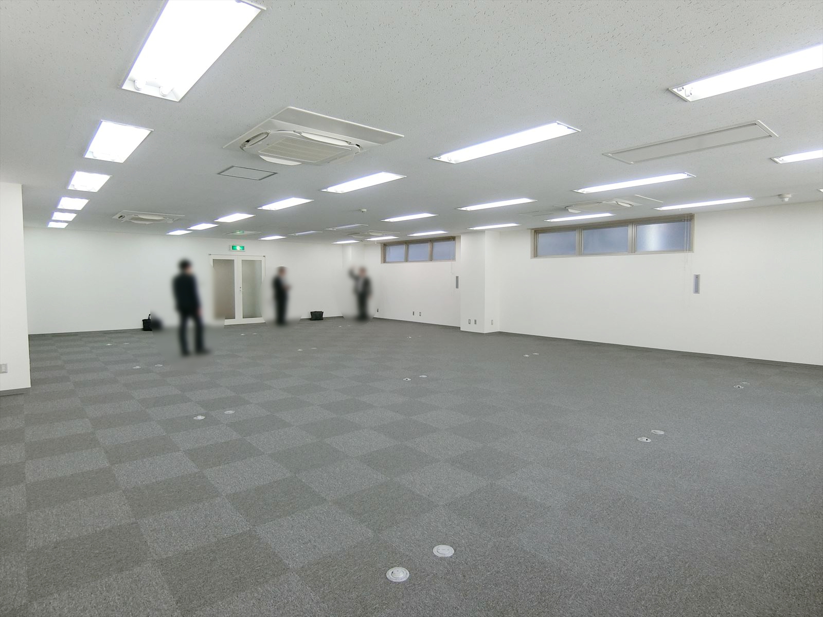 オフィス室内参考画像