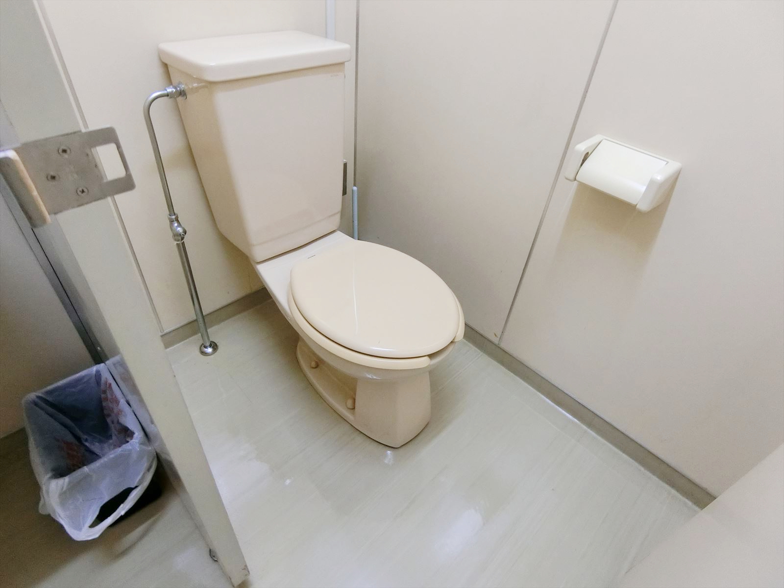 トイレ個室