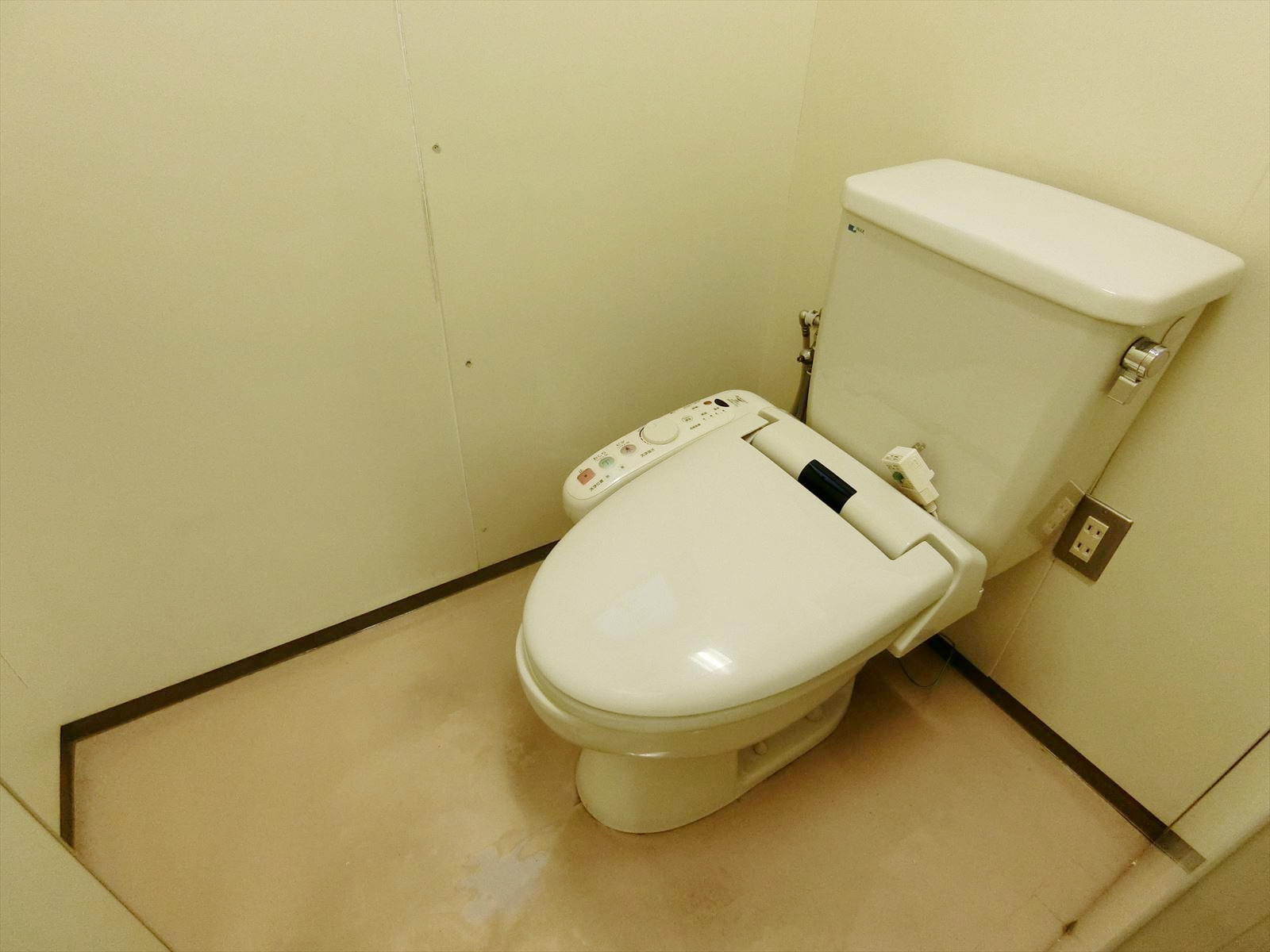 トイレ個室