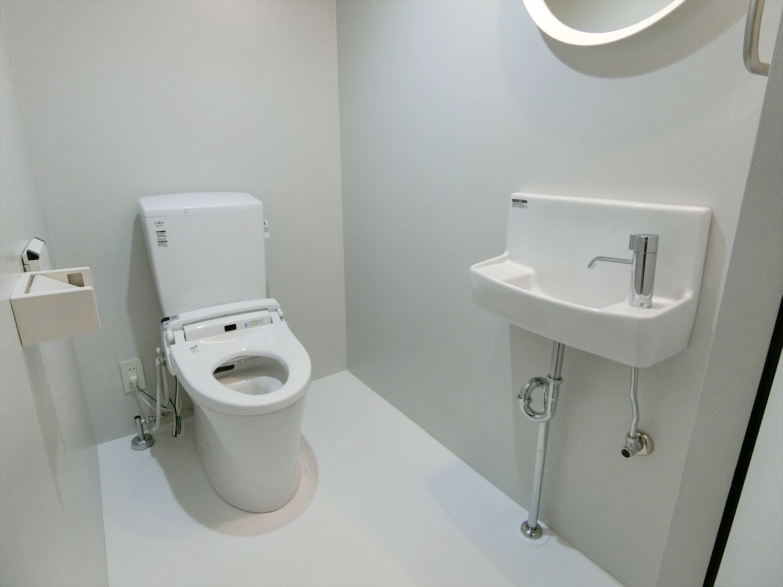 トイレ個室