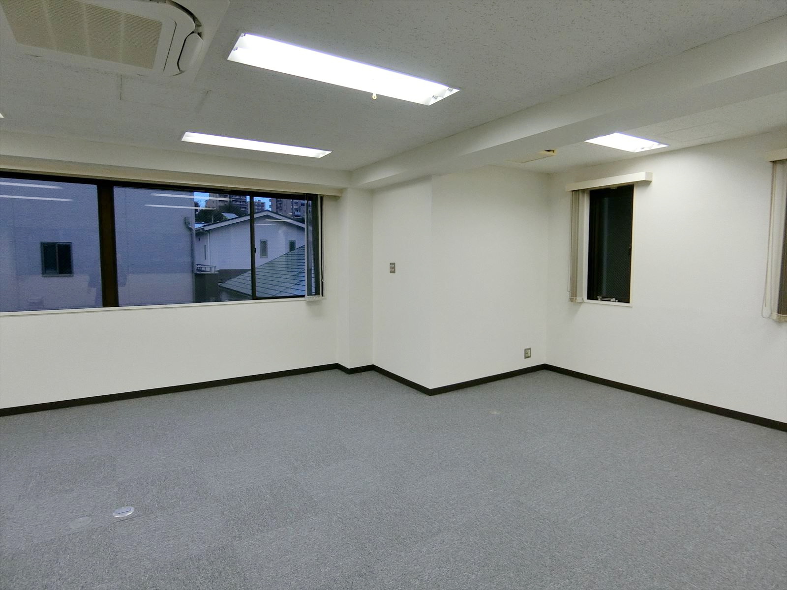 貸室隅の様子