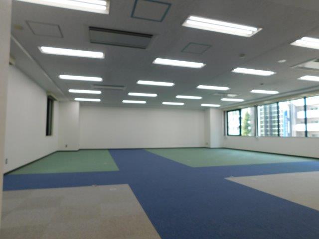 オフィス室内参考画像