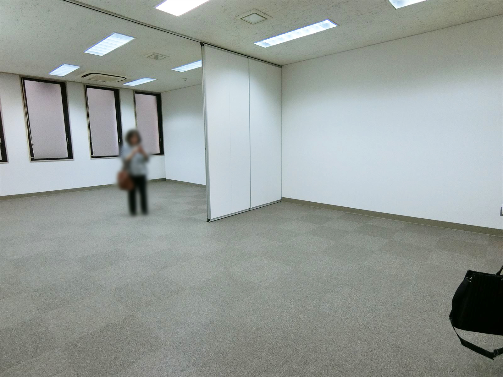 オフィス室内参考画像