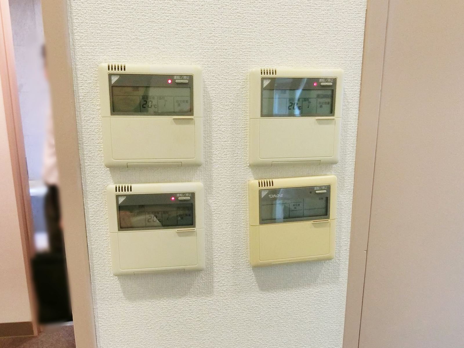 スイッチ類