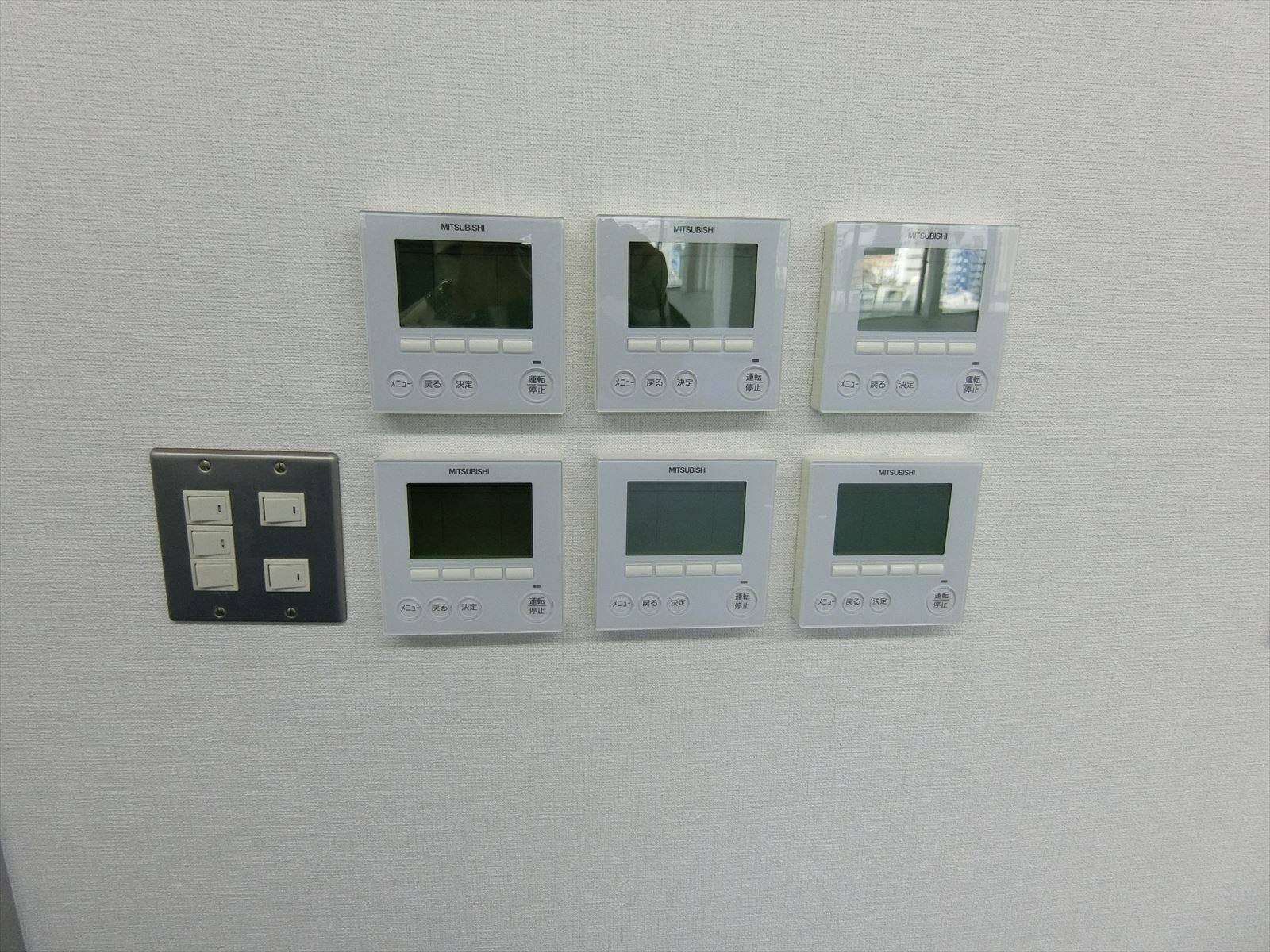 スイッチ類