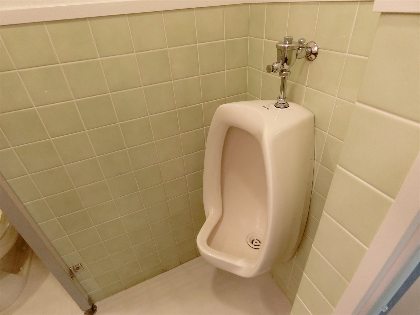男性用トイレ