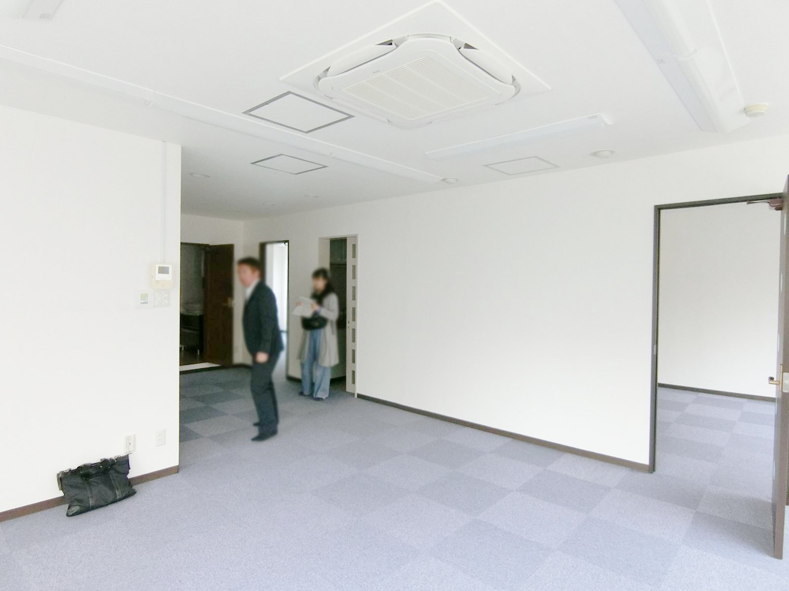 オフィス室内参考画像