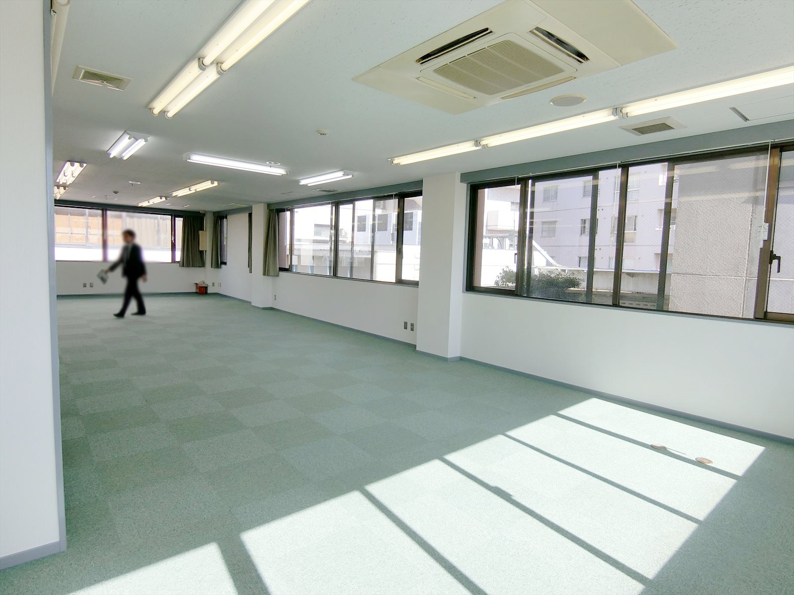 貸室別角度からの様子