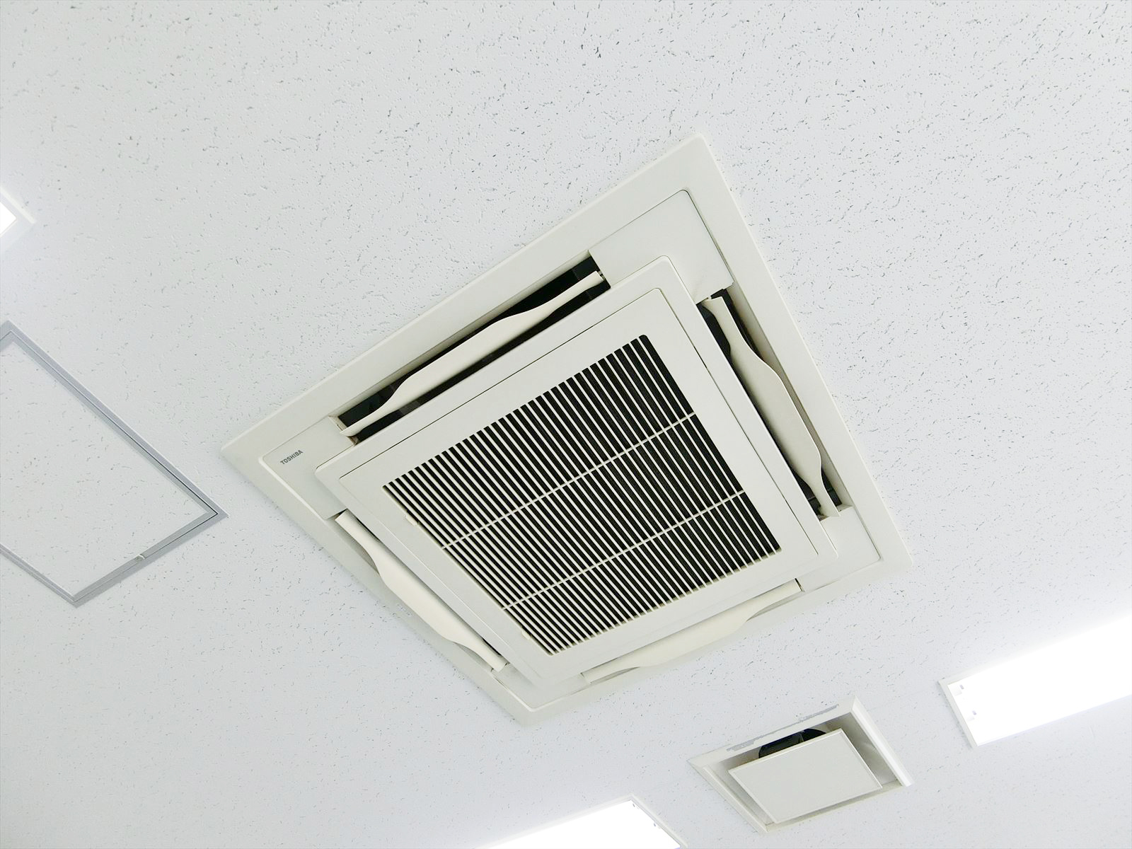 空調
