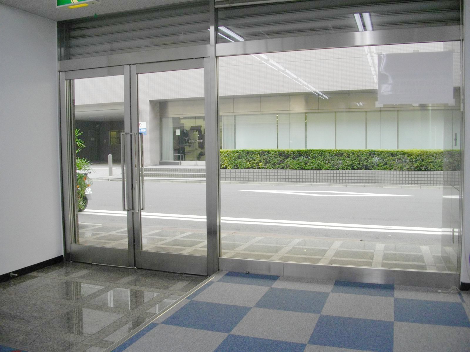 貸室出入り口(※1階)