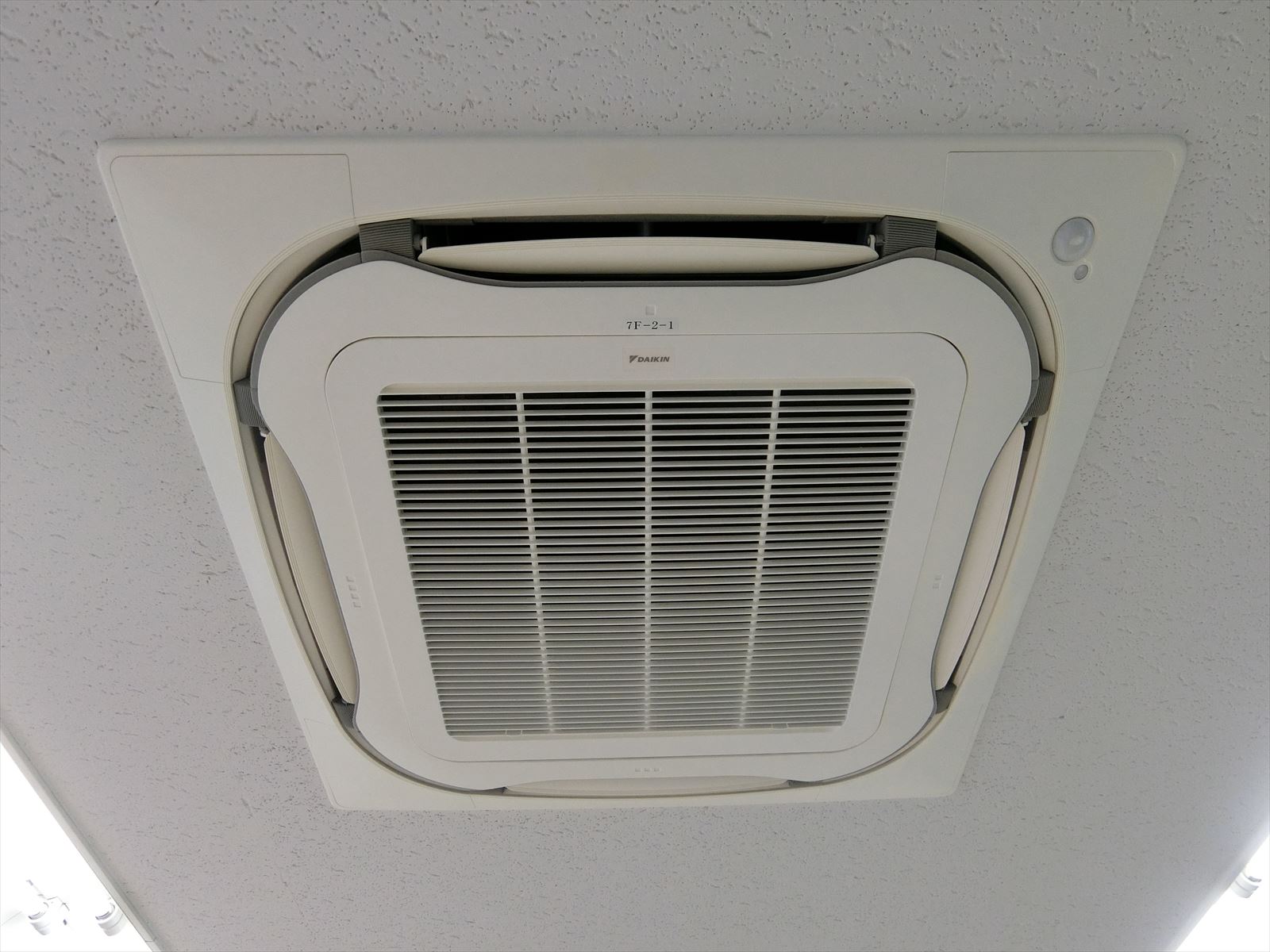 空調