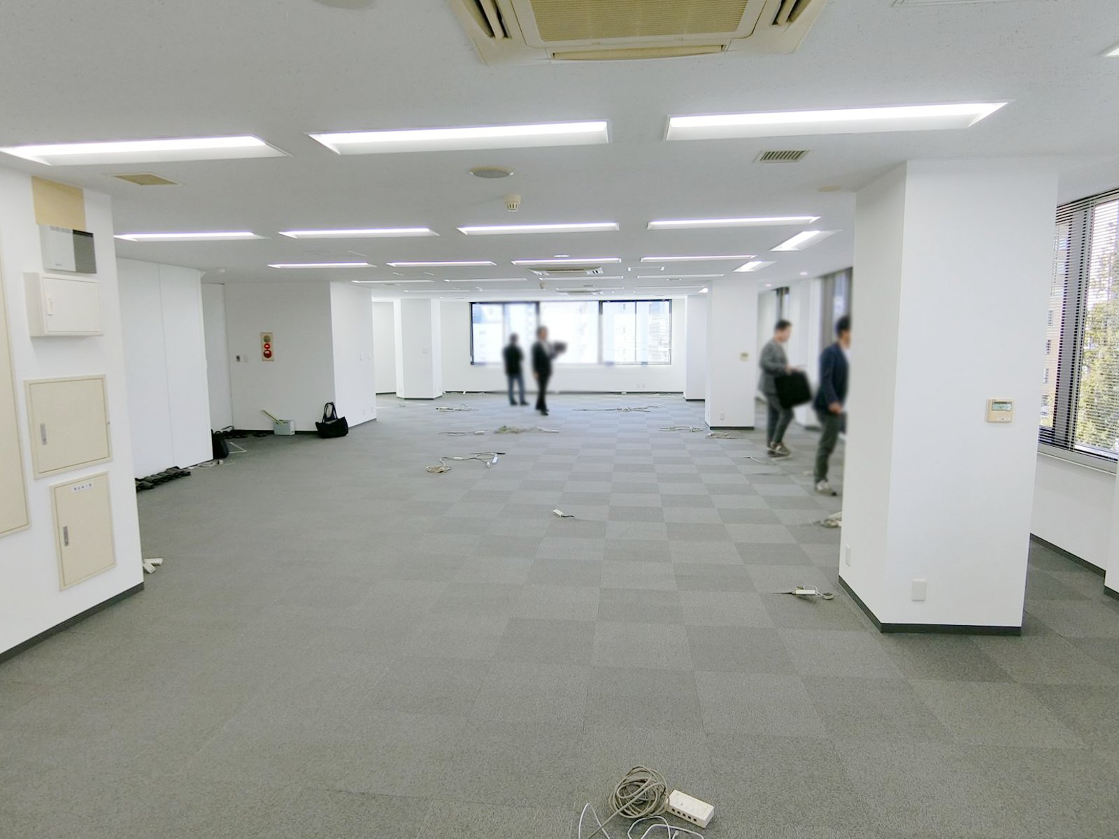 オフィス室内参考画像